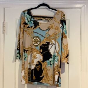 Ladies tunic with cut out back